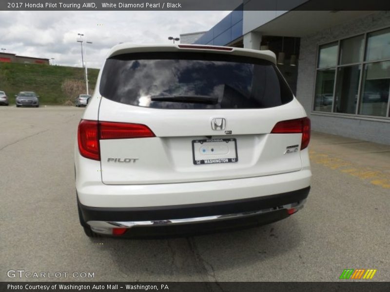 White Diamond Pearl / Black 2017 Honda Pilot Touring AWD