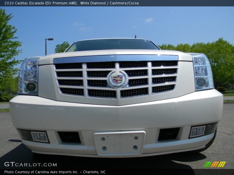 White Diamond / Cashmere/Cocoa 2010 Cadillac Escalade ESV Premium AWD