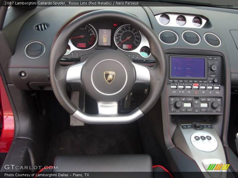 Dashboard of 2007 Gallardo Spyder