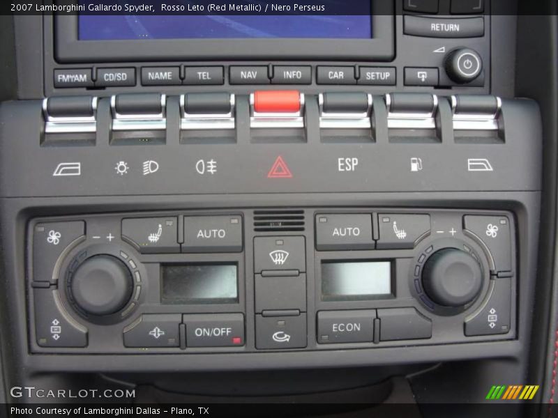 Controls of 2007 Gallardo Spyder