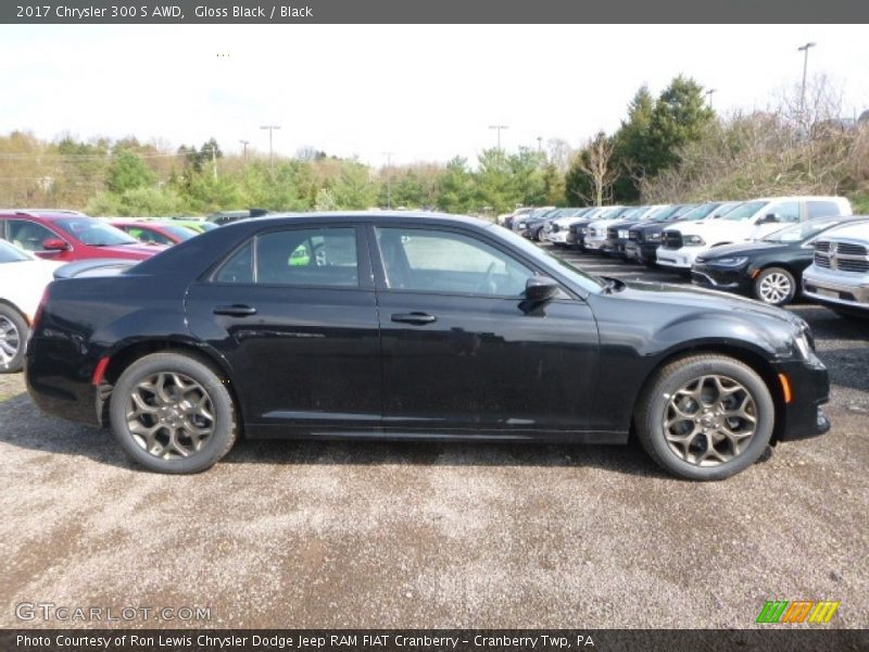 Gloss Black / Black 2017 Chrysler 300 S AWD