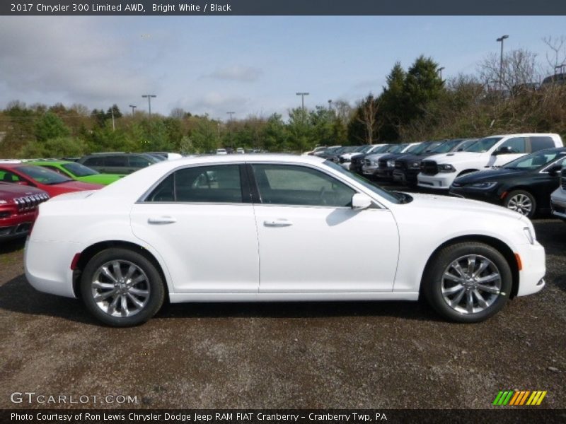 Bright White / Black 2017 Chrysler 300 Limited AWD