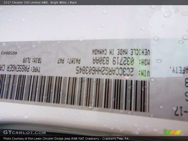 Bright White / Black 2017 Chrysler 300 Limited AWD