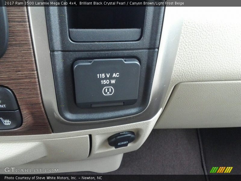 Brilliant Black Crystal Pearl / Canyon Brown/Light Frost Beige 2017 Ram 3500 Laramie Mega Cab 4x4