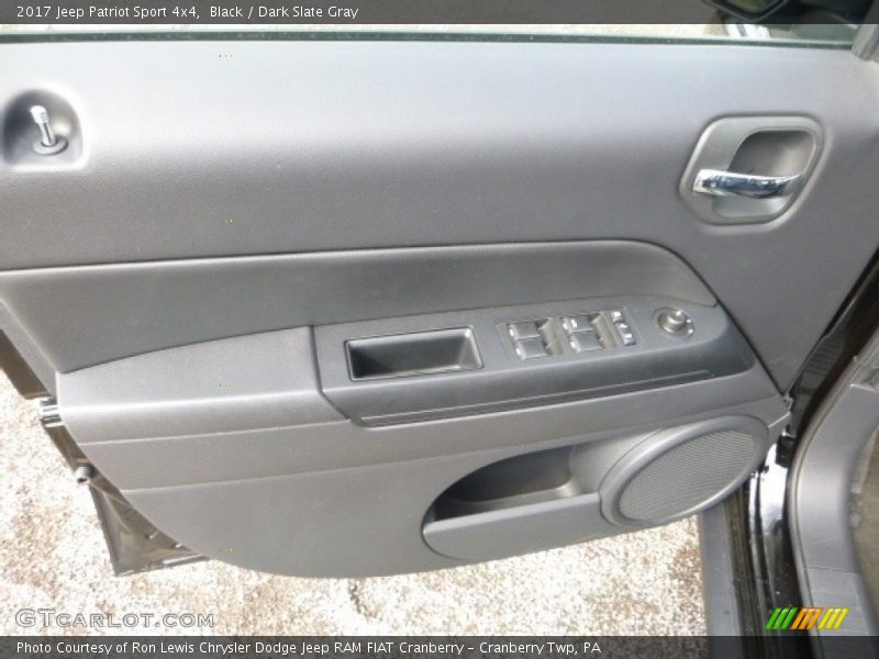 Black / Dark Slate Gray 2017 Jeep Patriot Sport 4x4