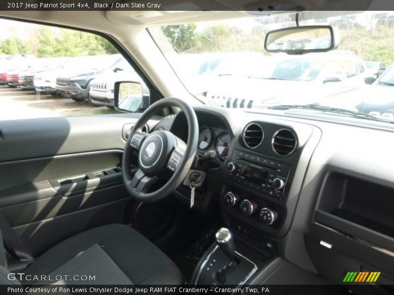 Black / Dark Slate Gray 2017 Jeep Patriot Sport 4x4