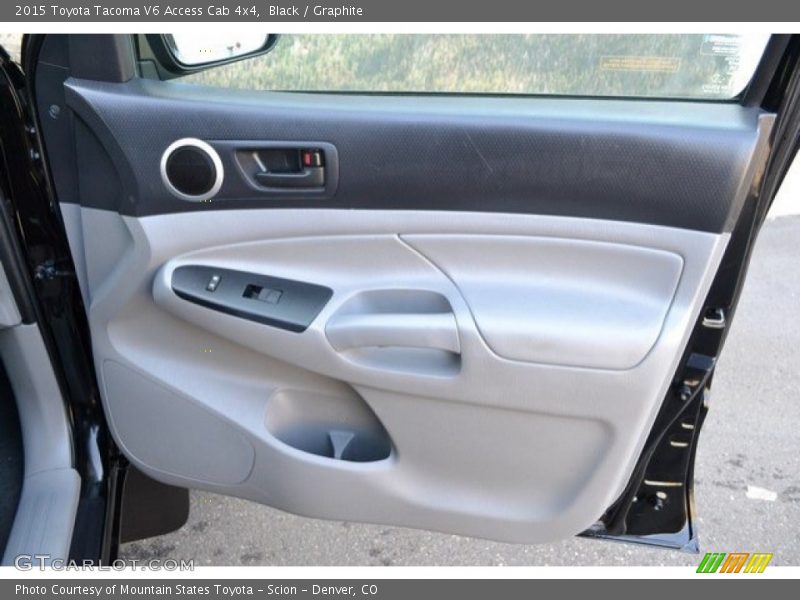 Black / Graphite 2015 Toyota Tacoma V6 Access Cab 4x4