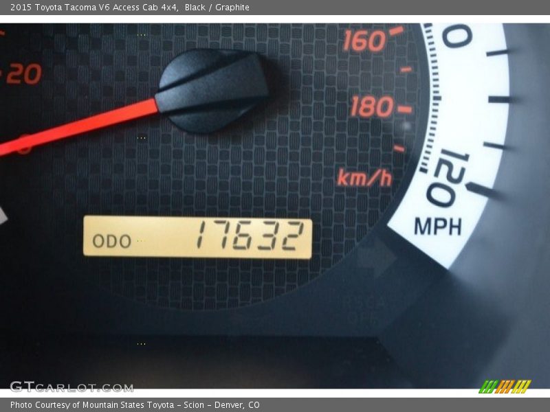 Black / Graphite 2015 Toyota Tacoma V6 Access Cab 4x4
