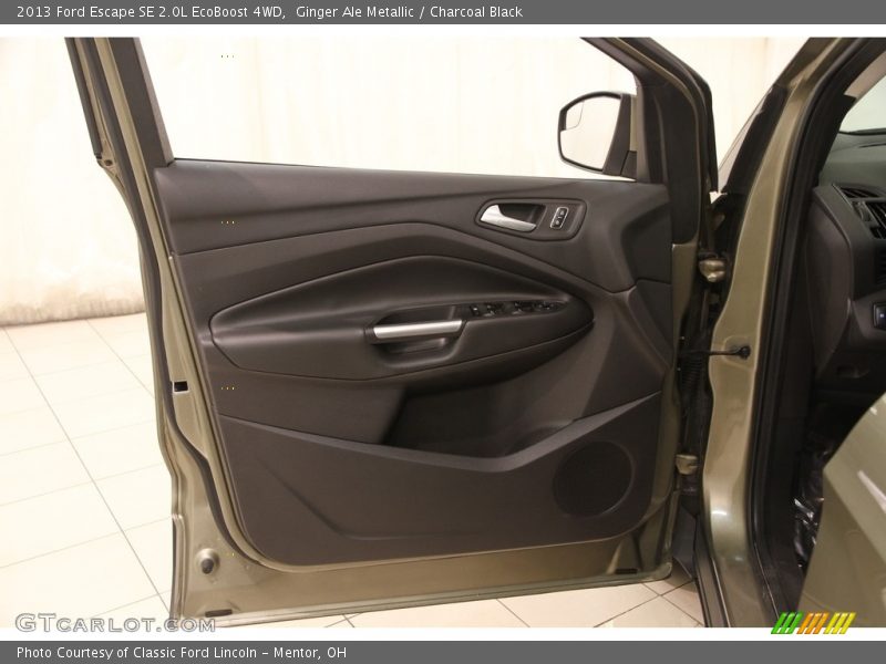 Door Panel of 2013 Escape SE 2.0L EcoBoost 4WD