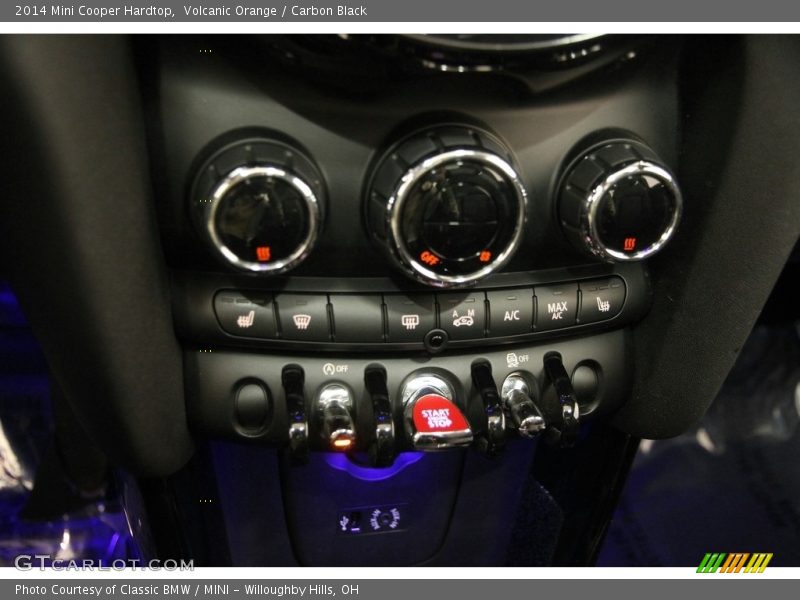 Controls of 2014 Cooper Hardtop