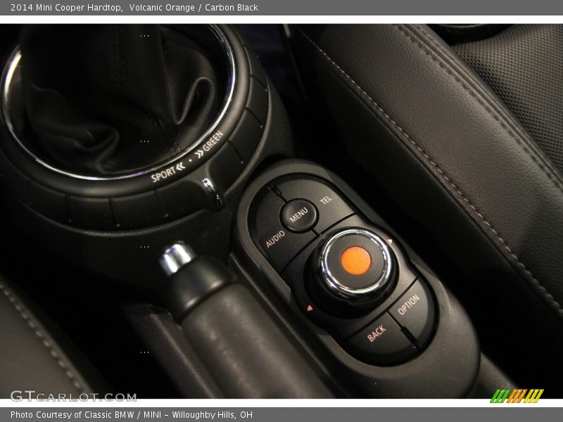Controls of 2014 Cooper Hardtop