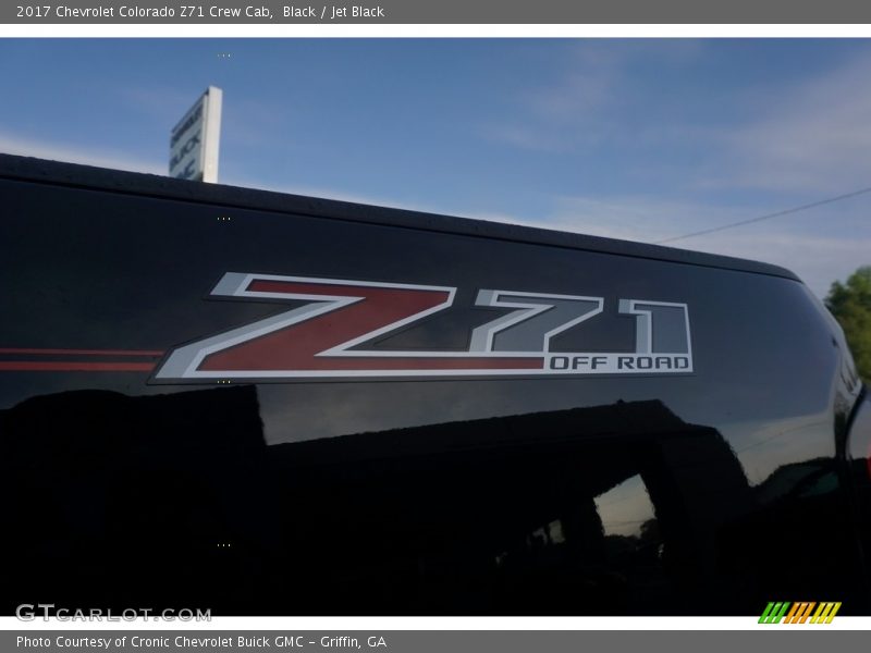  2017 Colorado Z71 Crew Cab Logo