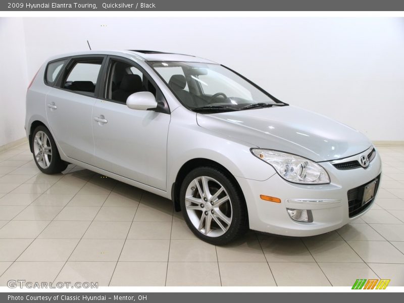 Front 3/4 View of 2009 Elantra Touring