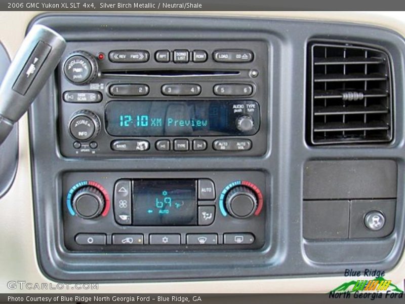 Silver Birch Metallic / Neutral/Shale 2006 GMC Yukon XL SLT 4x4