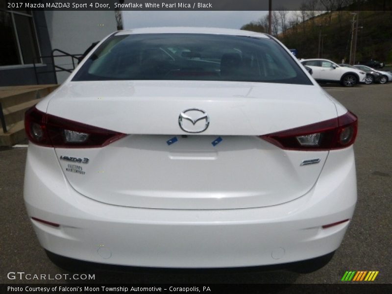Snowflake White Pearl Mica / Black 2017 Mazda MAZDA3 Sport 4 Door