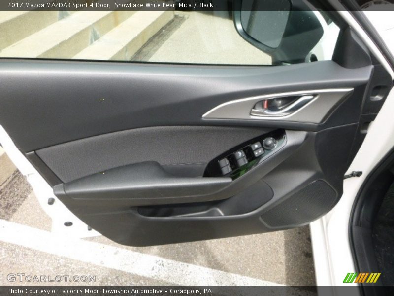 Door Panel of 2017 MAZDA3 Sport 4 Door