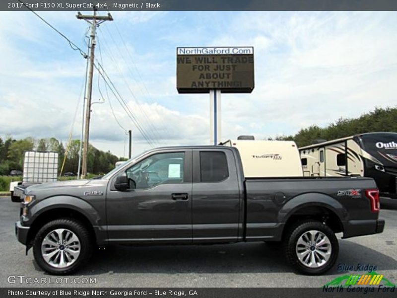 Magnetic / Black 2017 Ford F150 XL SuperCab 4x4