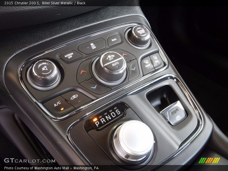 Billet Silver Metallic / Black 2015 Chrysler 200 S