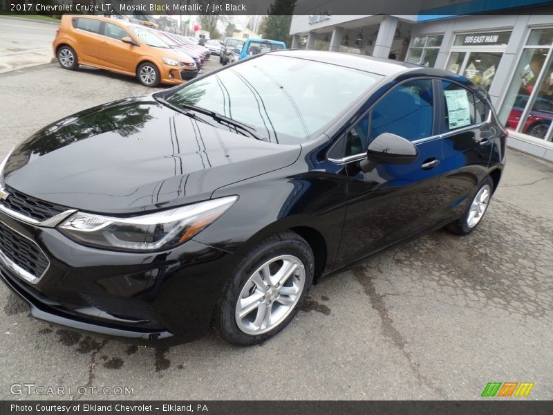 Mosaic Black Metallic / Jet Black 2017 Chevrolet Cruze LT