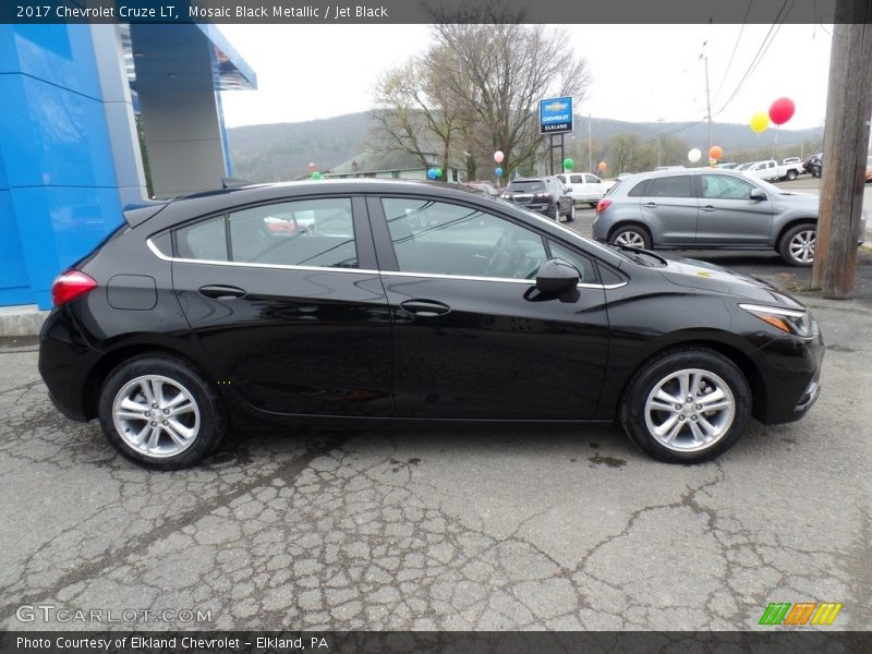 Mosaic Black Metallic / Jet Black 2017 Chevrolet Cruze LT