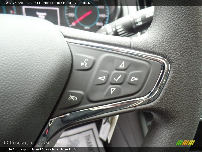 Mosaic Black Metallic / Jet Black 2017 Chevrolet Cruze LT
