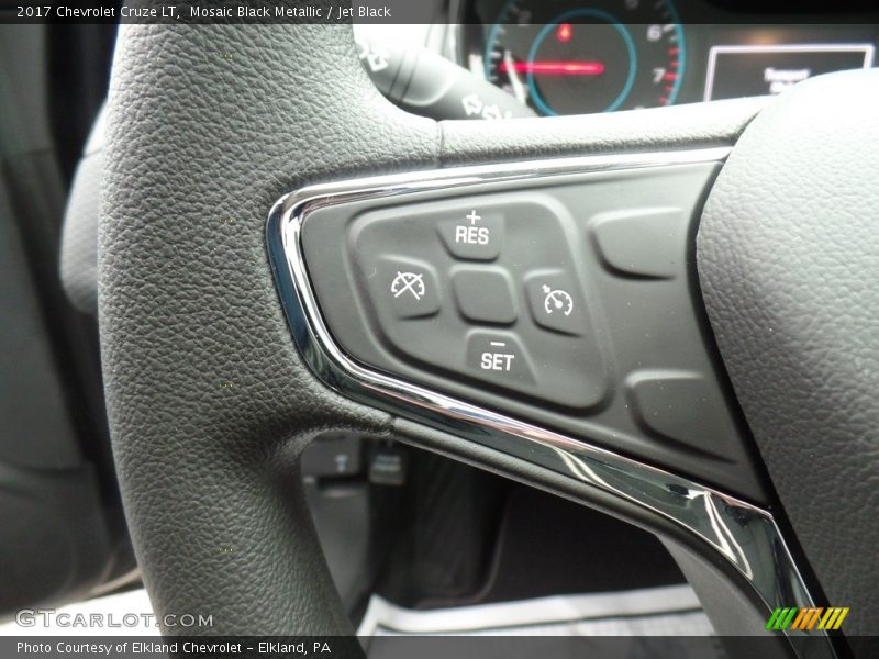 Mosaic Black Metallic / Jet Black 2017 Chevrolet Cruze LT