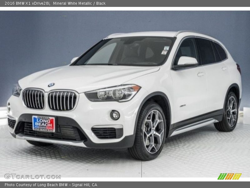 Mineral White Metallic / Black 2016 BMW X1 xDrive28i