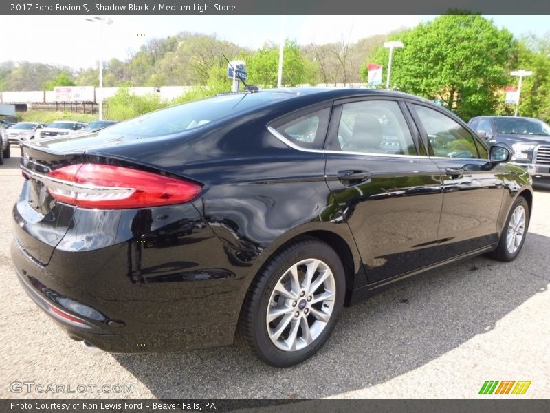 Shadow Black / Medium Light Stone 2017 Ford Fusion S