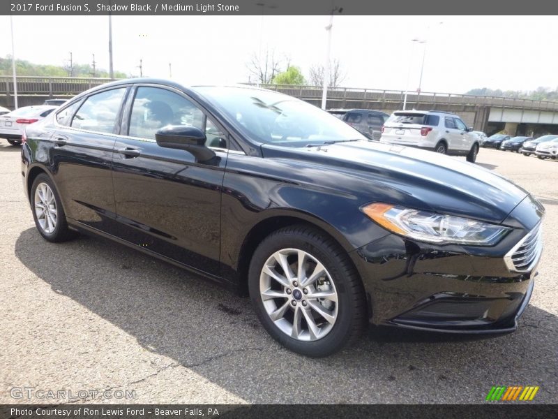 Shadow Black / Medium Light Stone 2017 Ford Fusion S