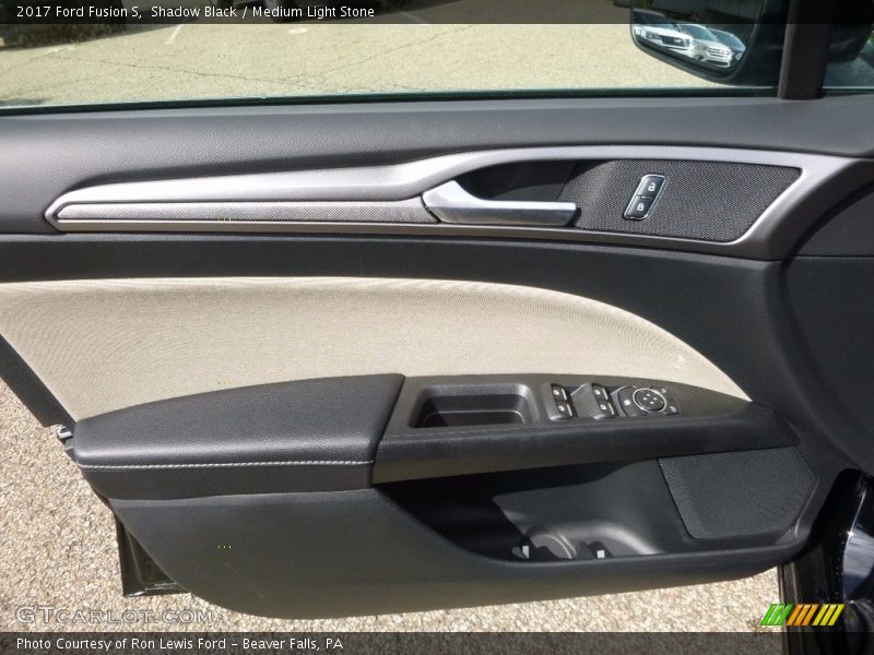 Shadow Black / Medium Light Stone 2017 Ford Fusion S