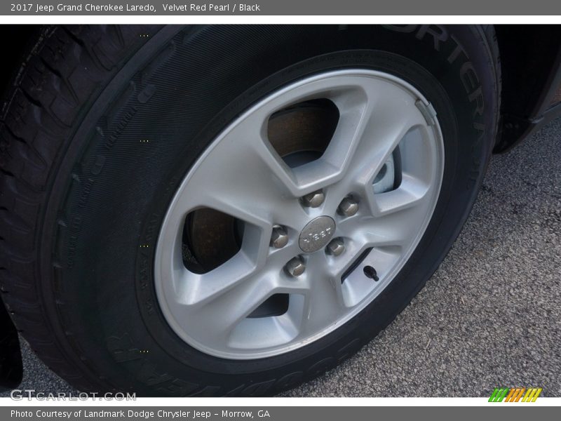 Velvet Red Pearl / Black 2017 Jeep Grand Cherokee Laredo