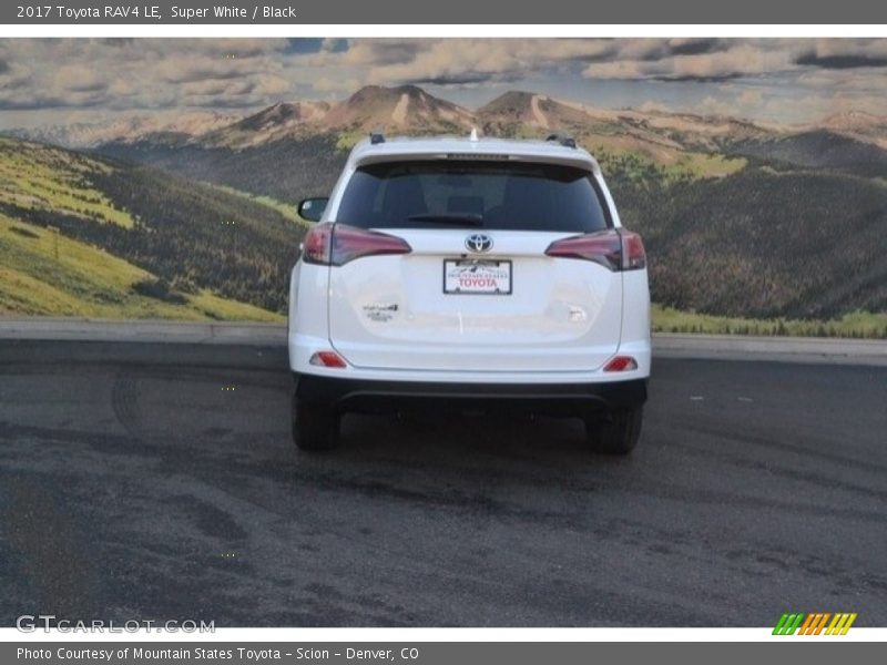Super White / Black 2017 Toyota RAV4 LE