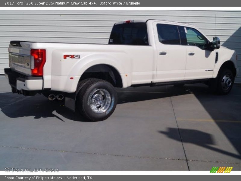 Oxford White / Brunello 2017 Ford F350 Super Duty Platinum Crew Cab 4x4