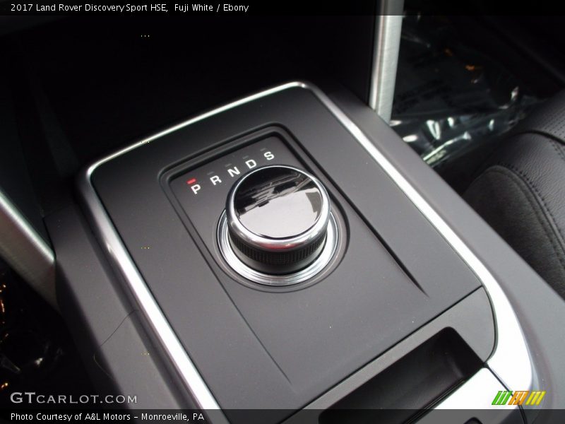 Fuji White / Ebony 2017 Land Rover Discovery Sport HSE