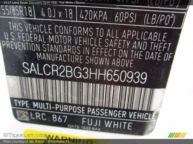 Fuji White / Ebony 2017 Land Rover Discovery Sport HSE