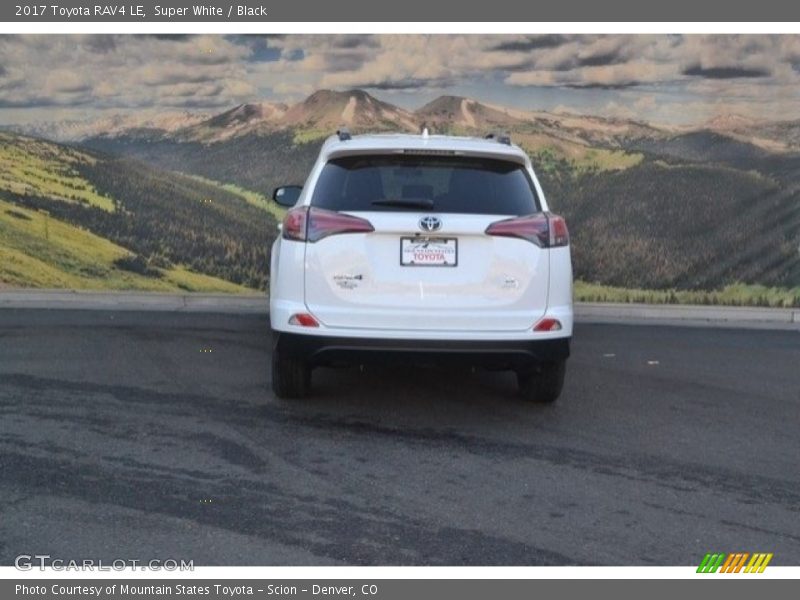 Super White / Black 2017 Toyota RAV4 LE