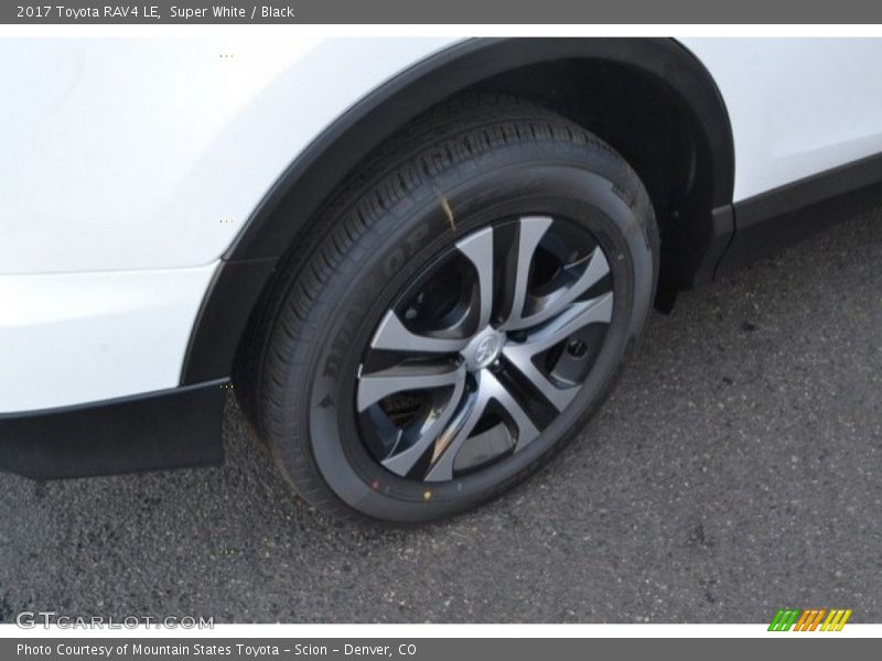 Super White / Black 2017 Toyota RAV4 LE