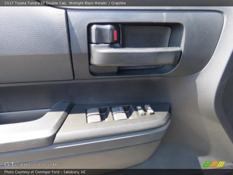 Midnight Black Metallic / Graphite 2017 Toyota Tundra SR Double Cab