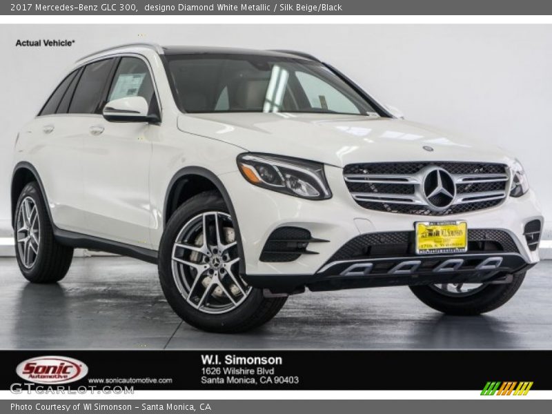 designo Diamond White Metallic / Silk Beige/Black 2017 Mercedes-Benz GLC 300