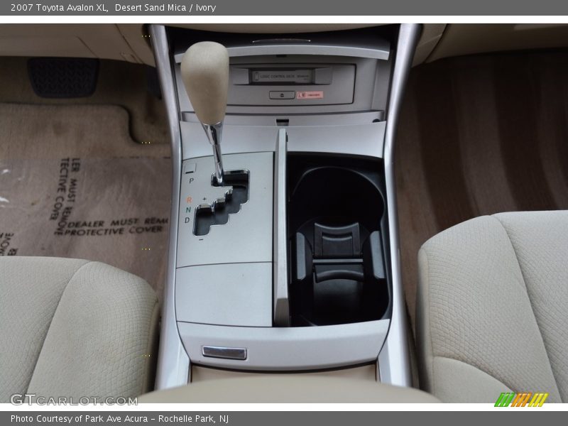 Desert Sand Mica / Ivory 2007 Toyota Avalon XL