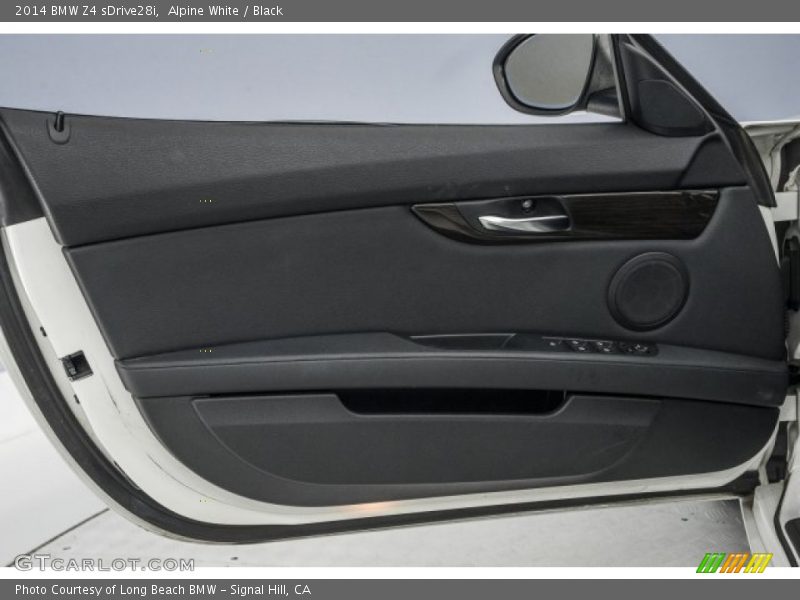 Alpine White / Black 2014 BMW Z4 sDrive28i