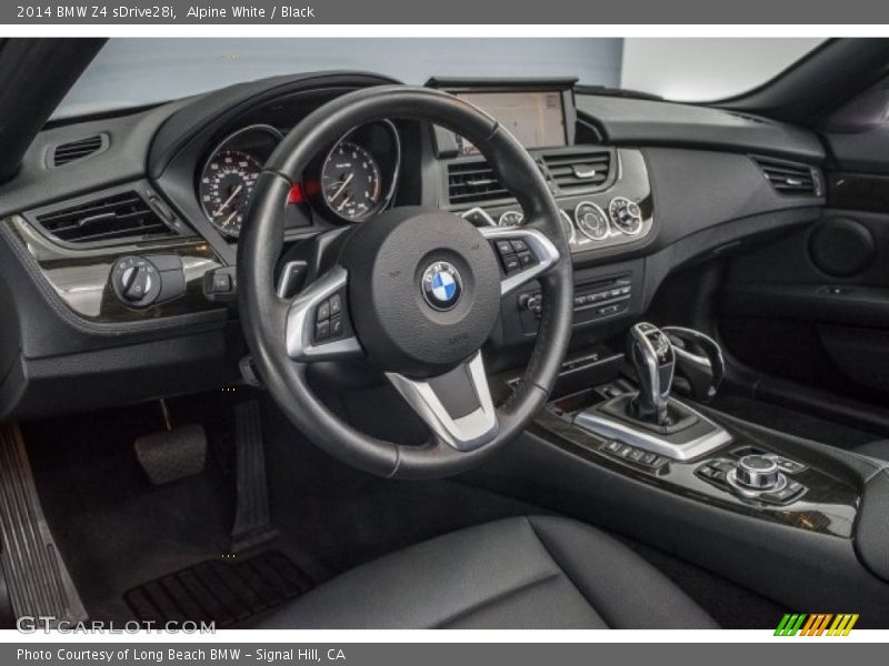Alpine White / Black 2014 BMW Z4 sDrive28i
