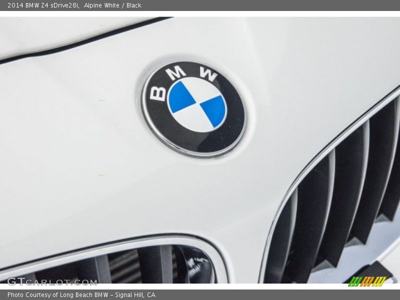 Alpine White / Black 2014 BMW Z4 sDrive28i