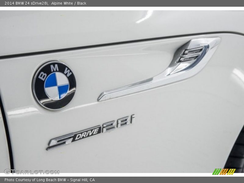 Alpine White / Black 2014 BMW Z4 sDrive28i