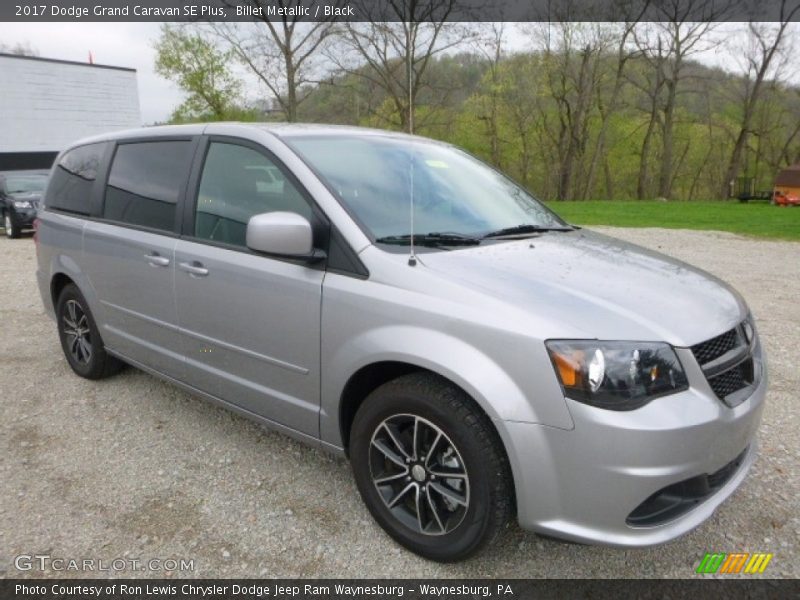 Billet Metallic / Black 2017 Dodge Grand Caravan SE Plus