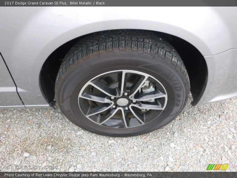 Billet Metallic / Black 2017 Dodge Grand Caravan SE Plus