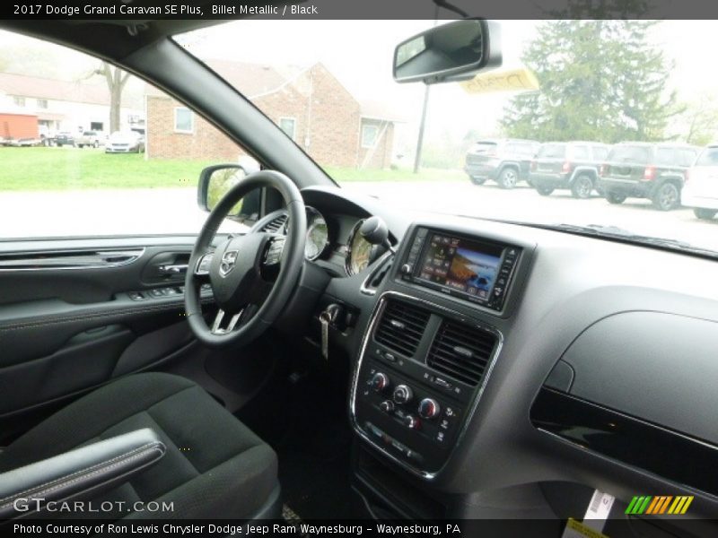 Billet Metallic / Black 2017 Dodge Grand Caravan SE Plus