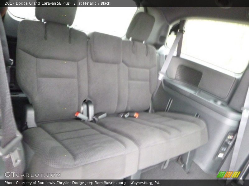Billet Metallic / Black 2017 Dodge Grand Caravan SE Plus