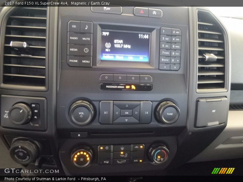 Magnetic / Earth Gray 2017 Ford F150 XL SuperCrew 4x4