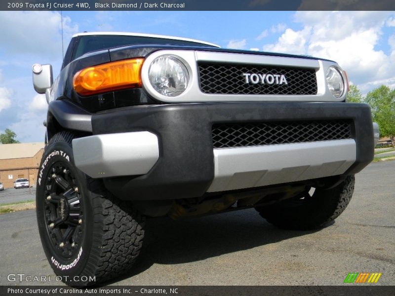 Black Diamond / Dark Charcoal 2009 Toyota FJ Cruiser 4WD
